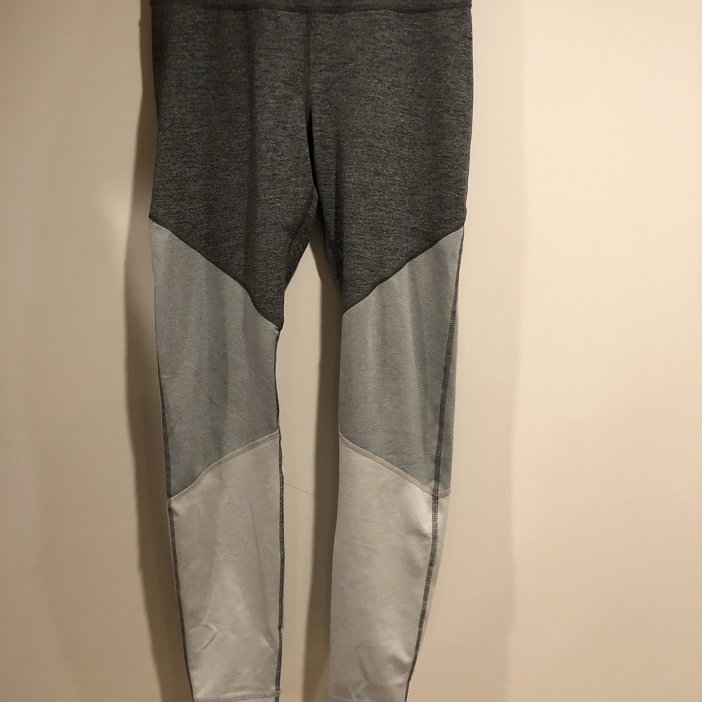 L: Old Navy Active leggings!